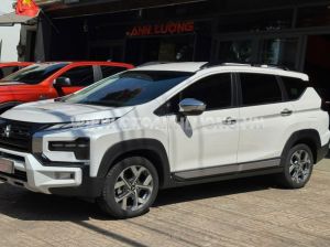 Xe Mitsubishi Xpander Cross 1.5 AT 2024