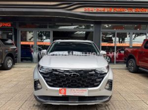 Xe Hyundai Custin Cao Cấp 2.0T 2024