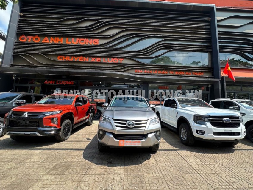 Toyota Fortuner 2.4G 4x2 MT