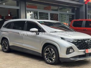 Xe Hyundai Custin Cao Cấp 2.0T 2024