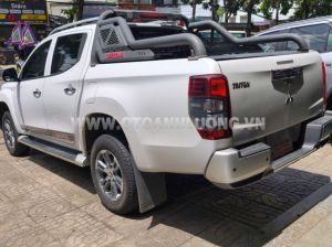 Xe Mitsubishi Triton 4x2 AT Mivec 2021