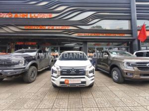 Xe Mitsubishi Xpander Cross 1.5 AT 2024