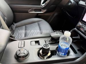 Xe Ford Everest Titanium Plus 2.0L 4x4 AT 2025