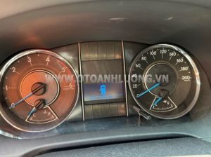 Xe Toyota Fortuner 2.4G 4x2 MT 2017