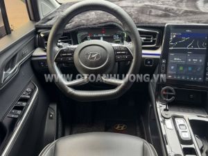 Xe Hyundai Custin Cao Cấp 2.0T 2024