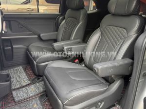 Xe Hyundai Custin Cao Cấp 2.0T 2024