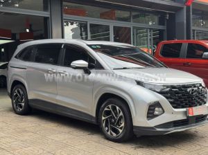 Xe Hyundai Custin Cao Cấp 2.0T 2024