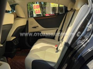Xe Lexus ES 250 2022