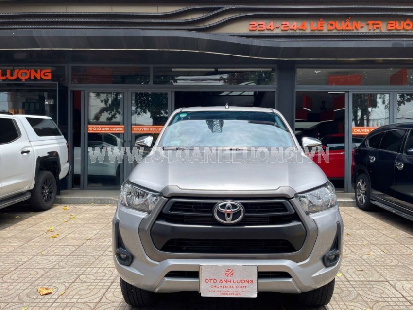 Toyota Hilux 2.4L 4x2 AT