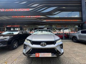 Toyota Fortuner Legender 2.4L 4x2 AT