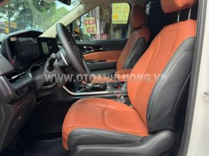 Xe Kia Carnival Signature 2.2D 2024