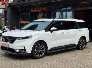 Xe Kia Carnival Signature 2.2D 2024