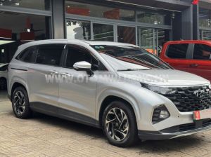 Xe Hyundai Custin Cao Cấp 2.0T 2024