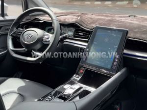 Xe Hyundai Custin Cao Cấp 2.0T 2024