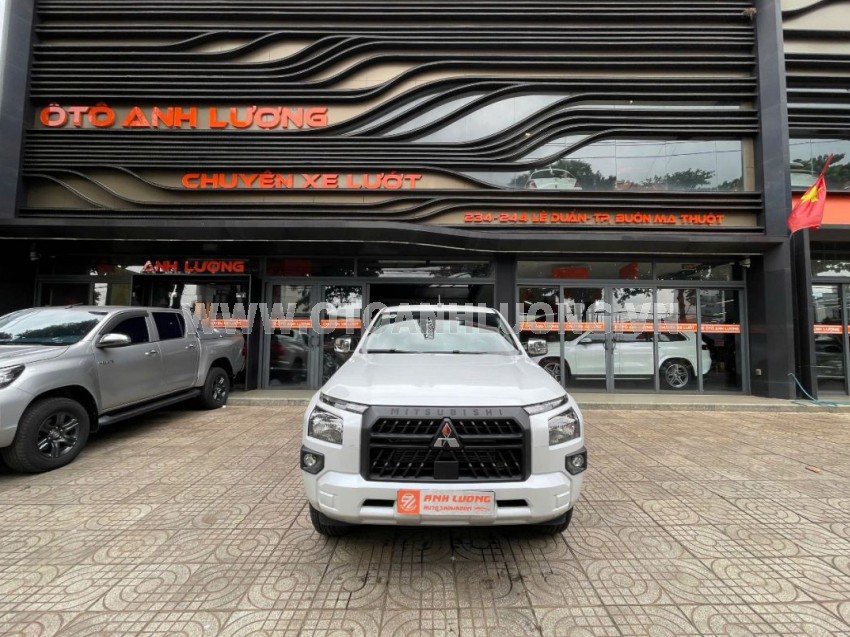 Mitsubishi Triton GLX 2WD AT