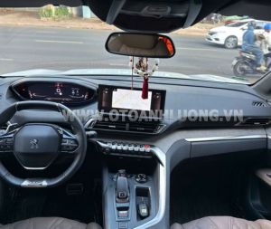 Xe Peugeot 3008 GT 2024