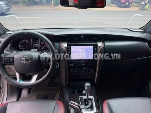 Xe Toyota Fortuner Legender 2.4L 4x2 AT 2022