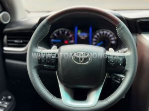 Xe Toyota Fortuner 2.4G 4x2 AT 2019