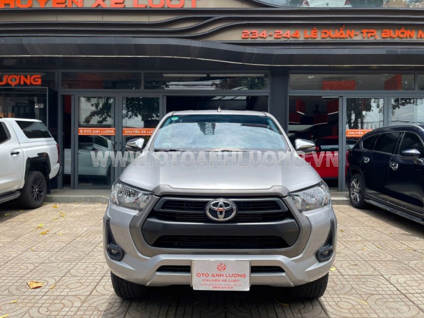 Toyota Hilux 2.4L 4x2 AT