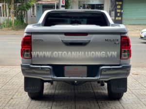 Xe Toyota Hilux 2.4L 4x2 AT 2021