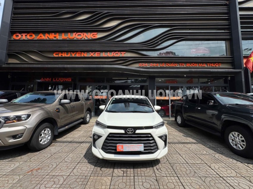Toyota Avanza Premio 1.5 AT