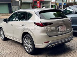 Xe Mazda CX5 Premium Exclusive 2.0 AT 2024