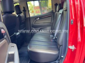 Xe Chevrolet Colorado High Country 2.5L 4x4 AT 2018