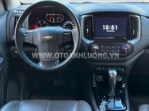 Xe Chevrolet Colorado High Country 2.5L 4x4 AT 2018