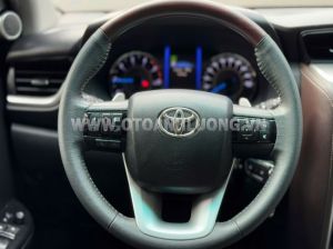 Xe Toyota Fortuner 2.4G 4x2 AT 2019