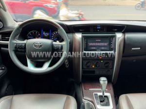 Xe Toyota Fortuner 2.4G 4x2 AT 2019