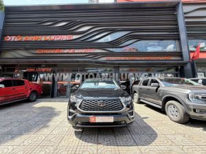 Xe Toyota Innova Cross HEV 2.0 CVT 2025