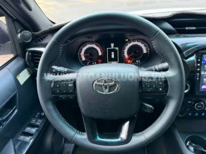 Xe Toyota Hilux 2.8G 4x4 AT 2019