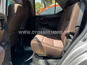 Xe Toyota Fortuner 2.4G 4x2 MT 2017