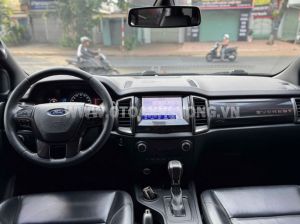 Xe Ford Everest Titanium 2.0L 4x2 AT 2020